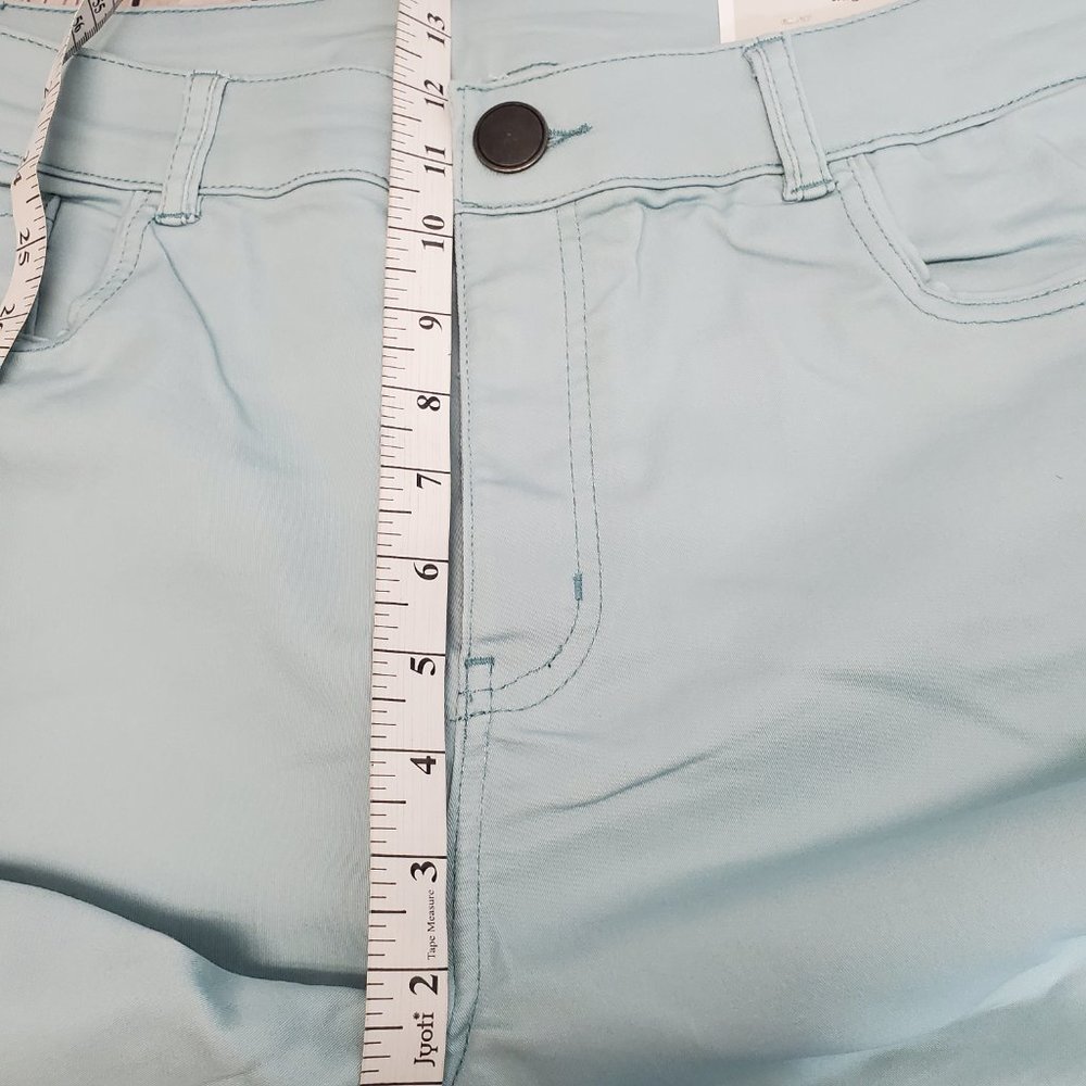 Christopher & Banks Skimmer High Rise Crop Pant - Picture 4 of 11